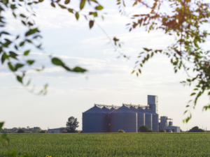 south dakota farm in hanson county